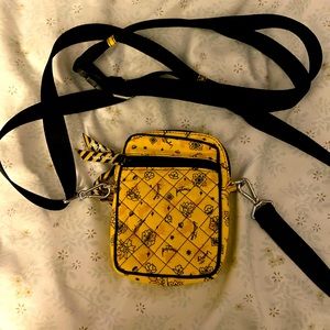 Small convertible Hufflepuff cross body